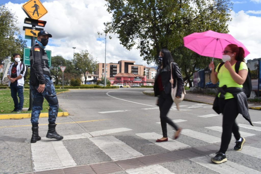 La UDA implementa proyecto de seguridad en movilidad con la EMOV EP